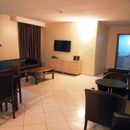 Golden Royale Hotel Enugu Bagian luar foto