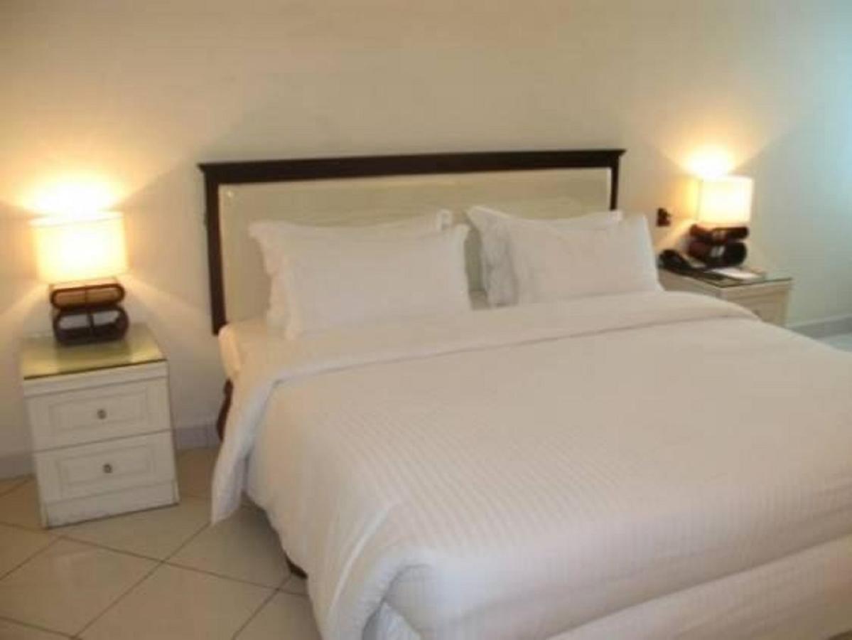 Golden Royale Hotel Enugu Bagian luar foto
