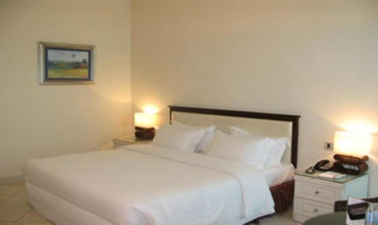 Golden Royale Hotel Enugu Bagian luar foto